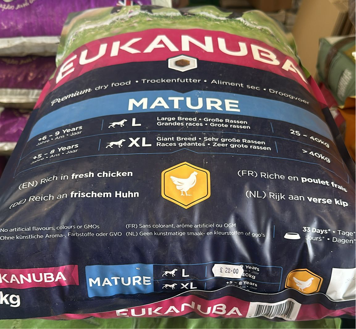 12KG Eukanuba Mature L/XL Rich in fresh Chicken - Discounted Stock