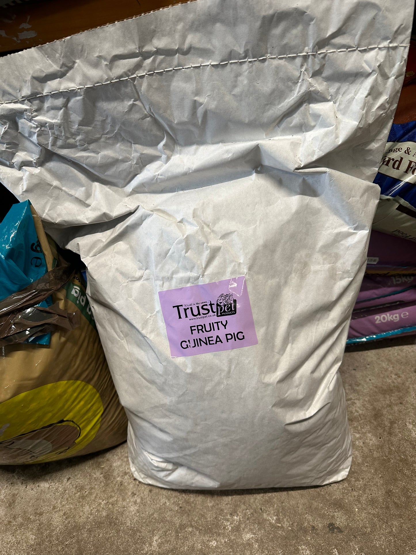 15KG Fruity Guinea Pig - Discounted Stock
