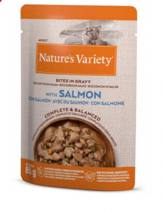 Natures Variety Cat Original Bites in Gravy Salmon Pouch 85g - Discounted Stock