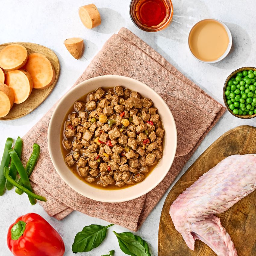 Naturo Adult Grain & Gluten Free Poultry Selection in Herb Gravy Dog Food - Discounted Stock